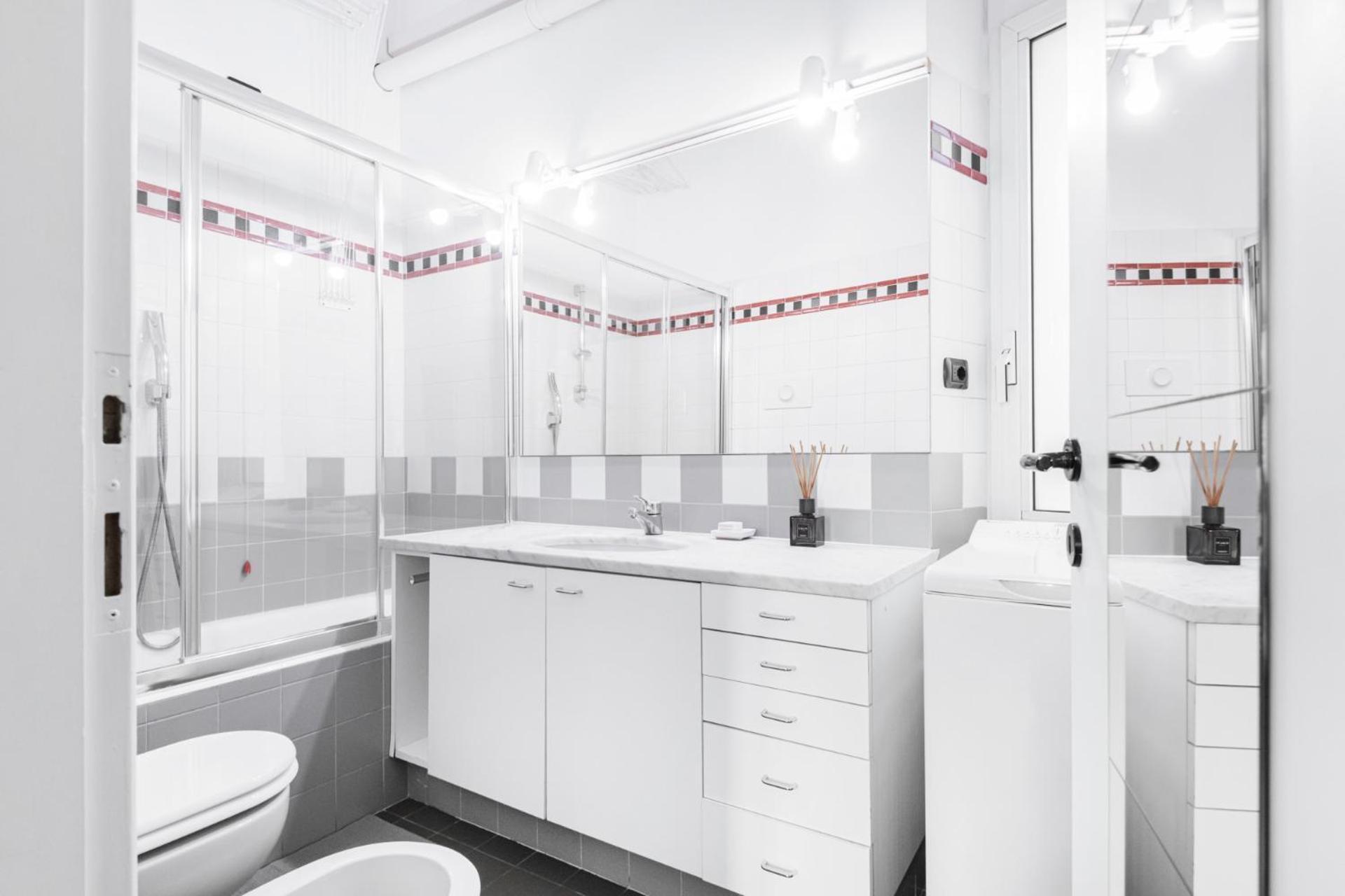 Easylife - Bilocale Funzionale In Porta Romana Appartement *