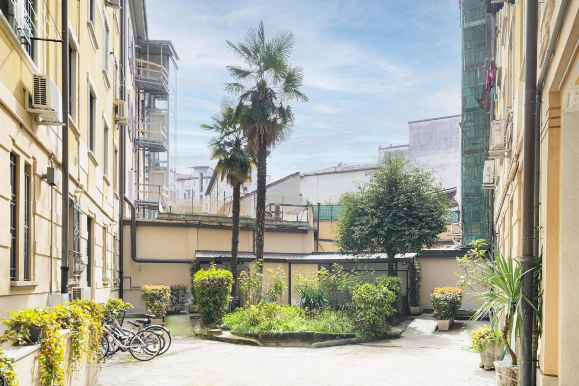 Easylife - Bilocale Funzionale In Porta Romana Milan
